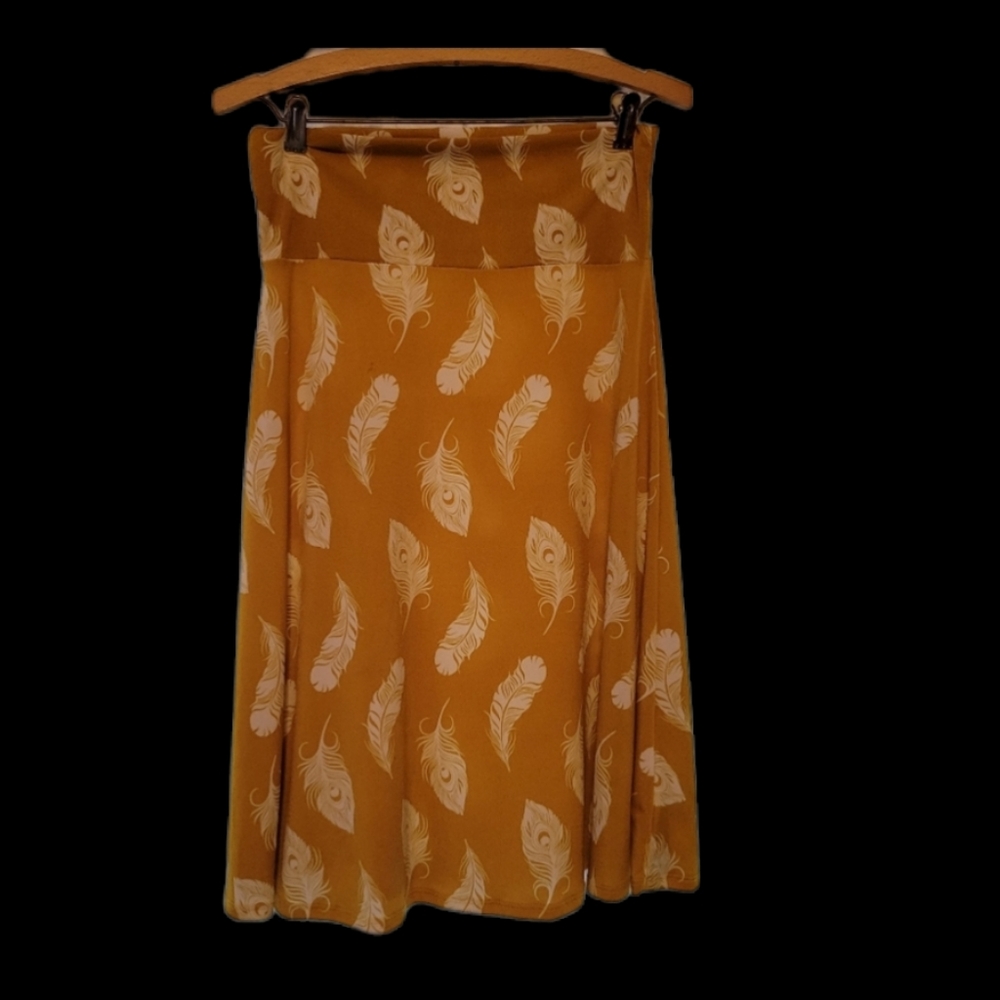 LaLuRoe mustard colored skirt